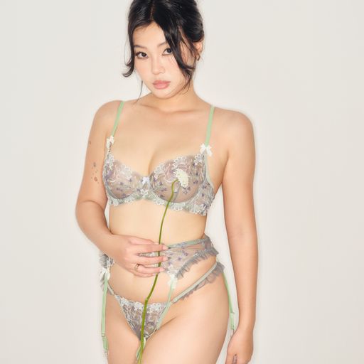 Daphale - bộ nội y gồm áo lót, quần lót và đai thắt eo đính nơ alette lingerie