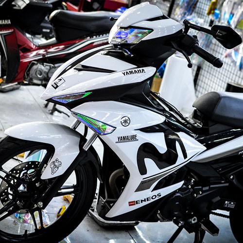 tem exciter 150 trắng đen movi