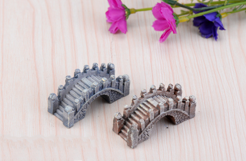 Phụ kiện trang trí tiểu cảnh: Cầu đá vòm