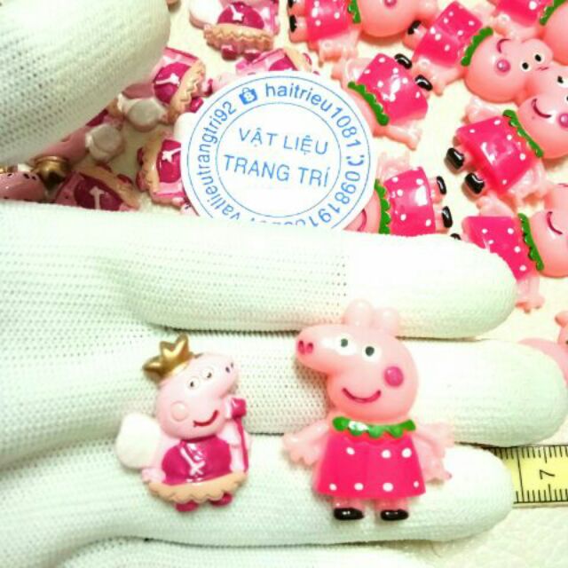 Heo Công Chúa Hồng Peppa Charm Slime