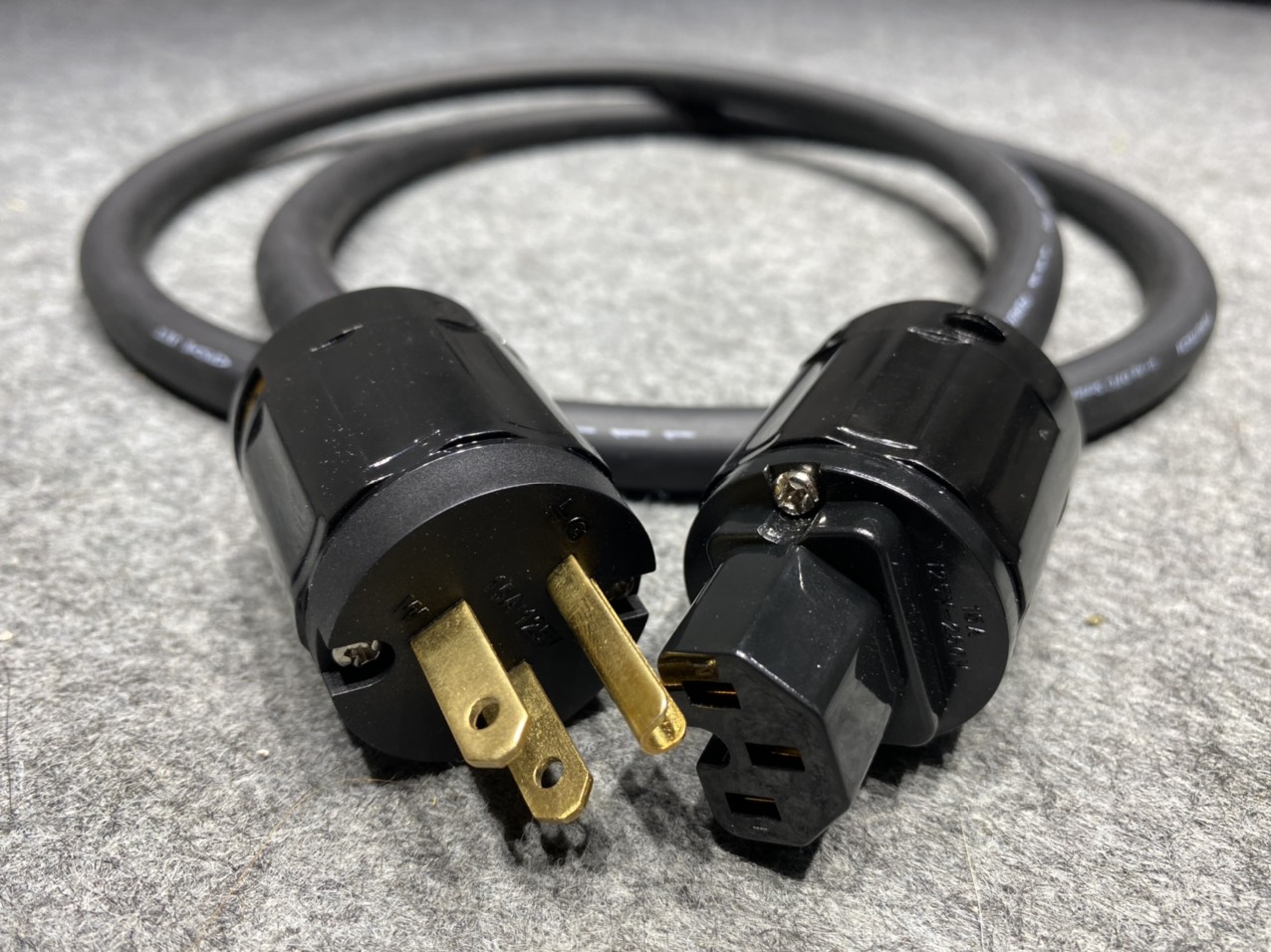 Dây nguồn FURUTECH 314ag của Nhật