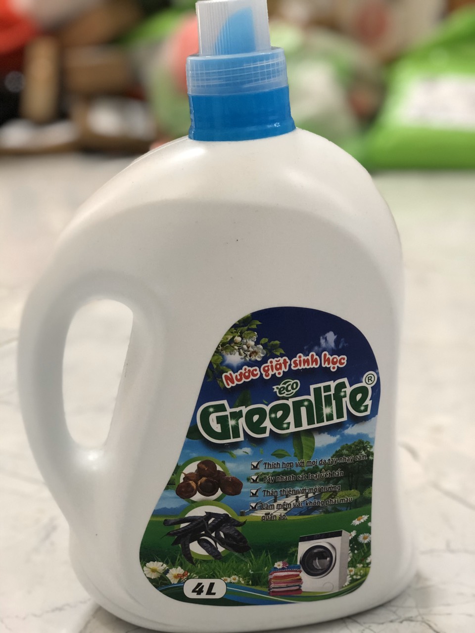 [HCM]Nước giặt nguyên liệu sinh học Greenlife - Cavali - Can 4l tẩy nhanh các vết bẩn không làm phai màu quần áo