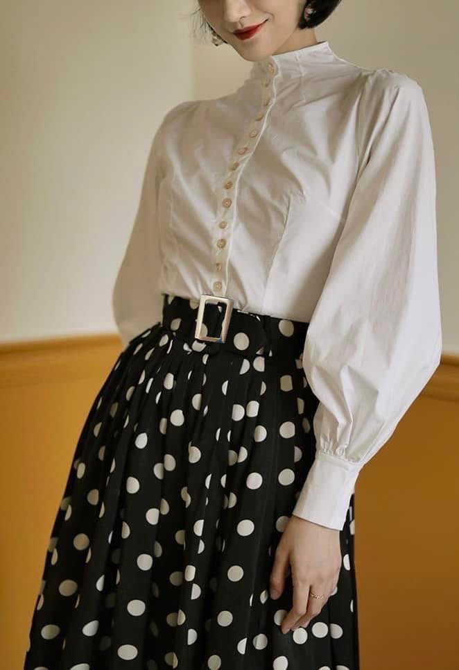 Chân váy chấm bi kèm belt sang chảnh