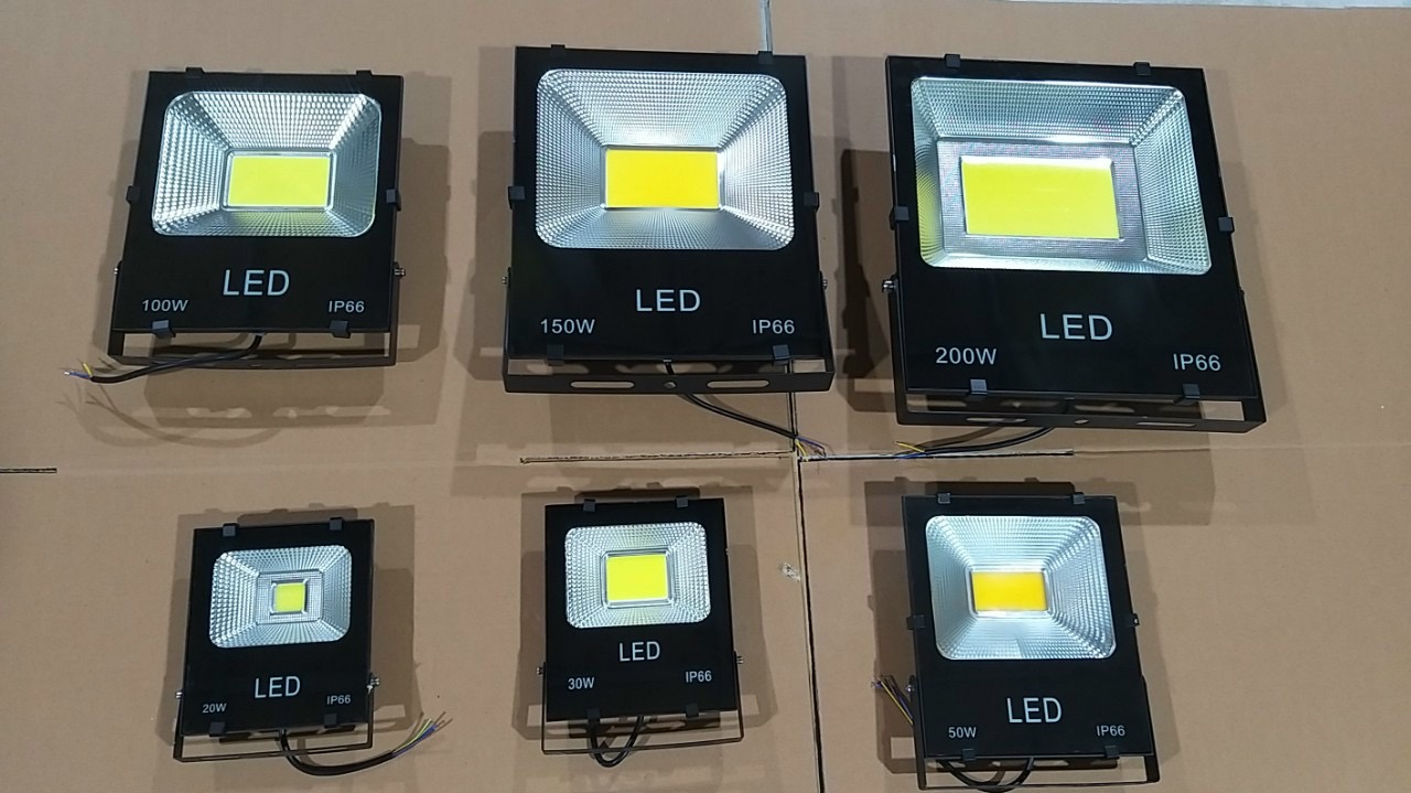 ĐÈN LED PHA 20W 30W, 50W, 100W, CAO CẤP NGOÀI TRỜI PHA CHIẾU BIỂN CAO CẤP