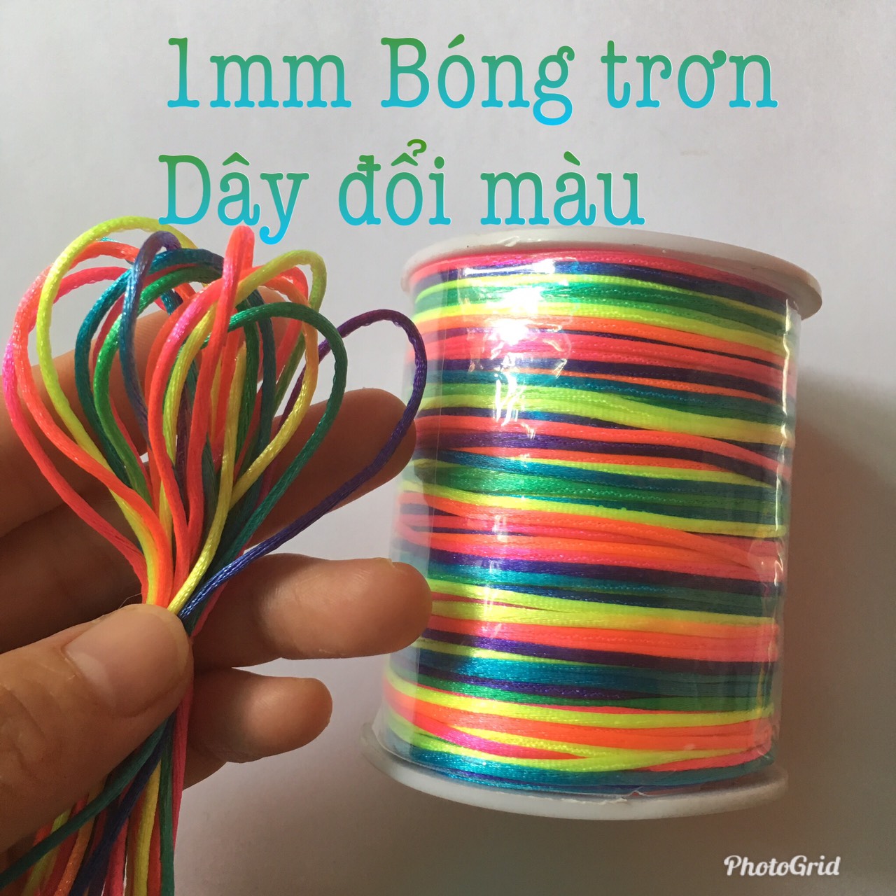 Dây dù đổi màu trên sợi dây đan vòng tay