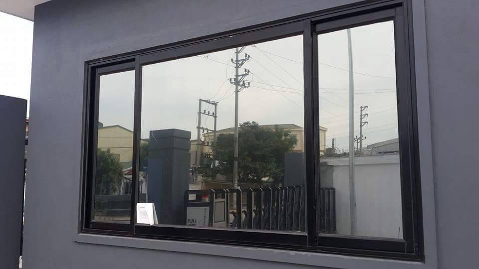 [HCM]Decal dán kính cách nhiệt màu bạc loại 1