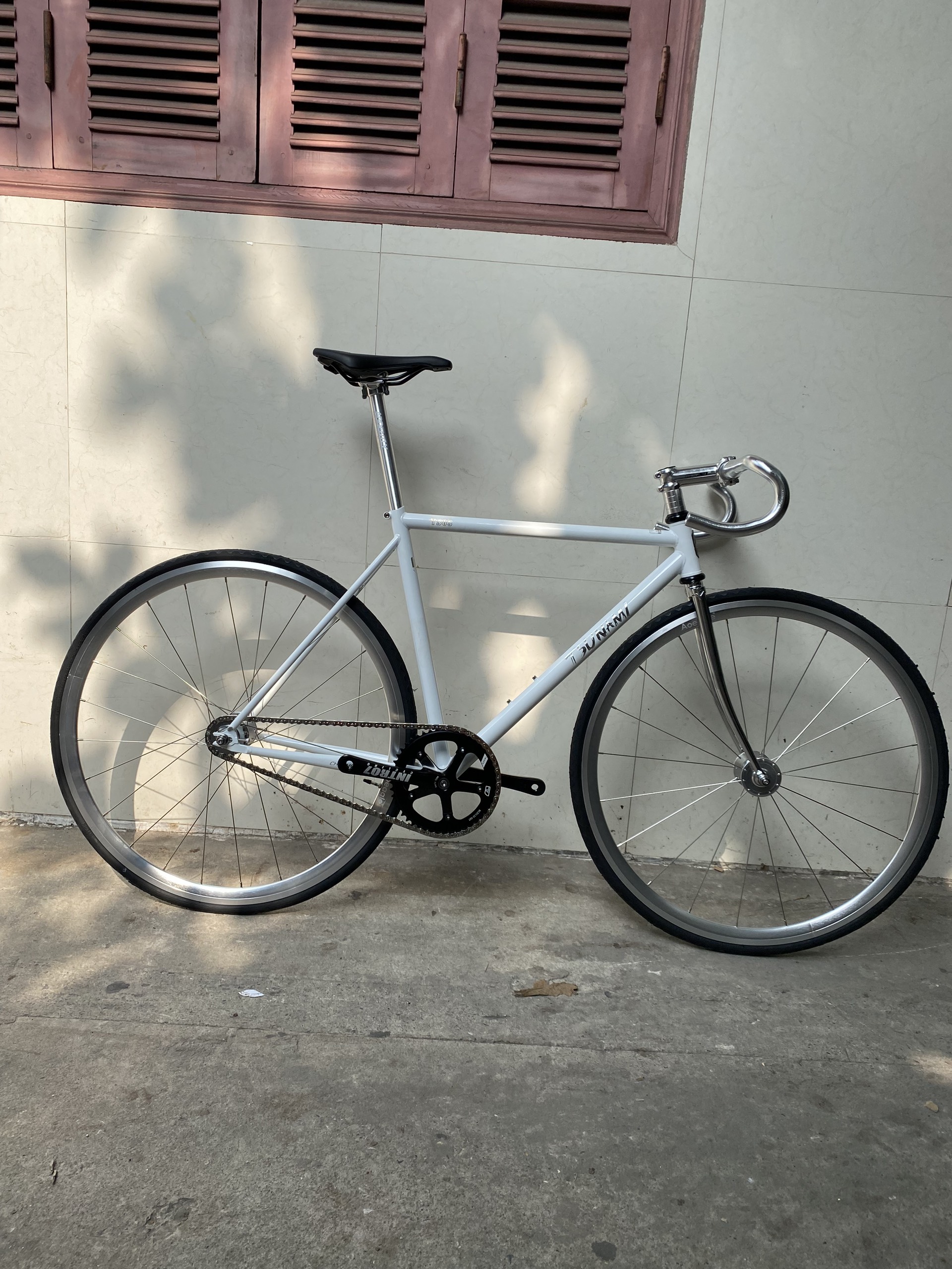 (Chat với shop trước khi đặt hàng) Xe đạp fixed gear Tsunami TS03 vintage màu trắng mới 100%