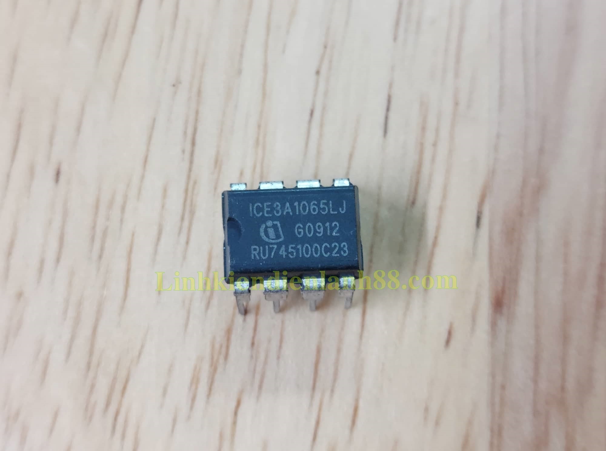 Ic nguồn ice3a1065lj mới !