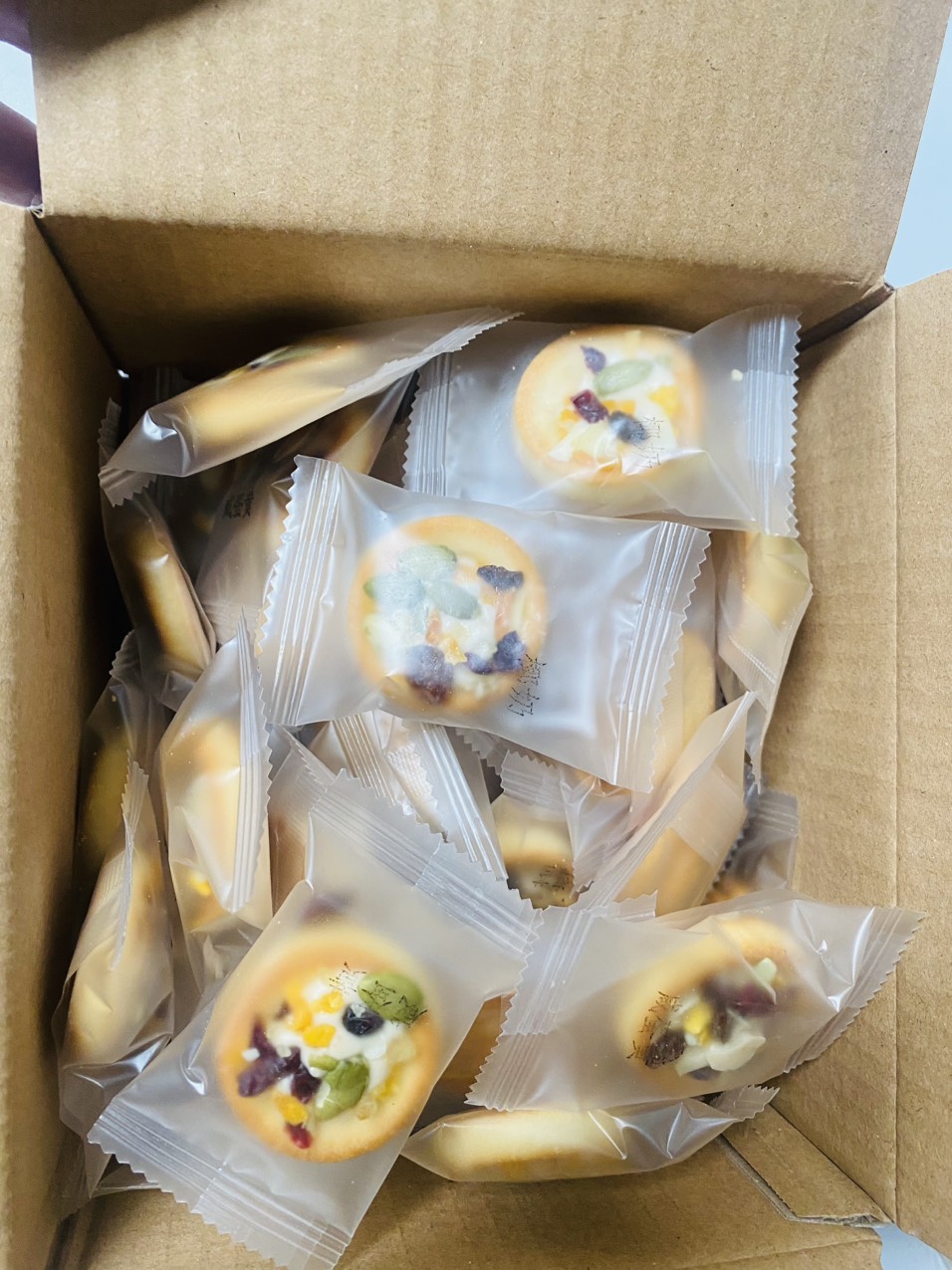 Bánh quy giòn mix hạt dinh dưỡng, bánh quy hạt wanhili hộp 405g
