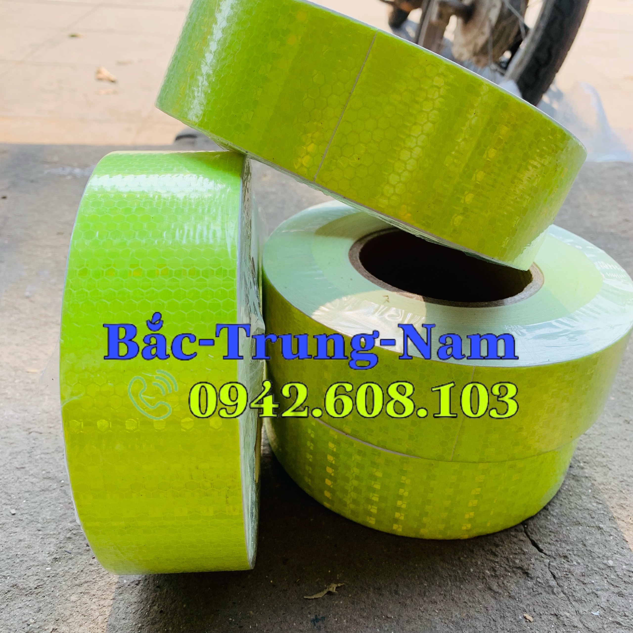 Băng keo phản quang, decal phản quang dán xe máy, ô tô bản rộng 5cm dài 45m