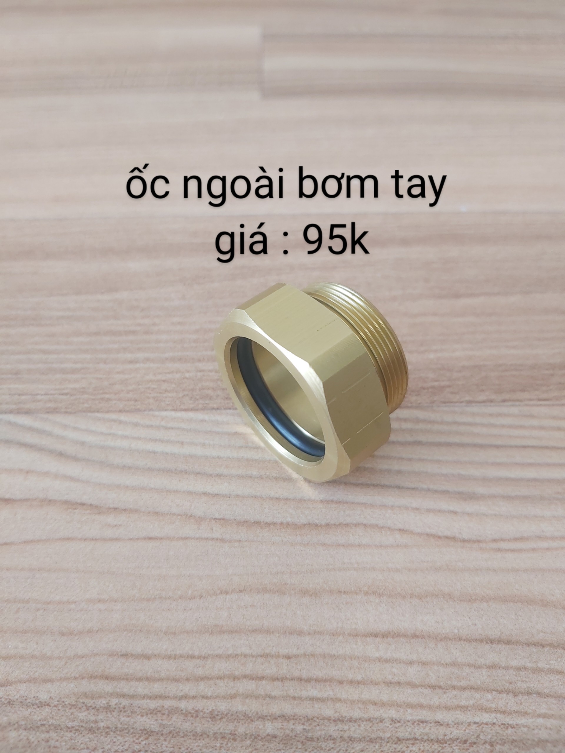 Ốc ngoài bơm tay cao áp