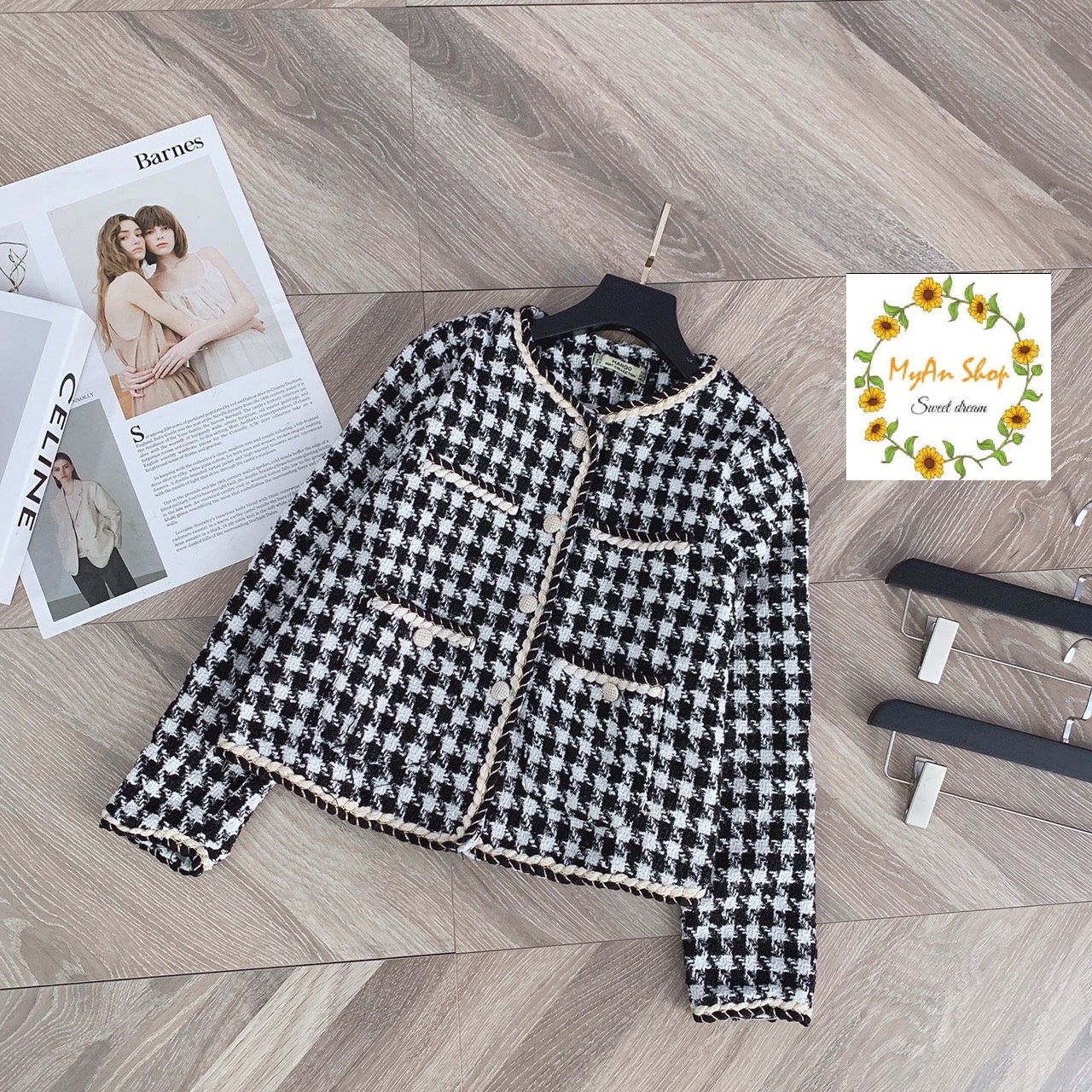 Áo Dạ Tweed Dáng Ngắn Cổ Tròn Đen Trắng Họa Tiết Răng Sói