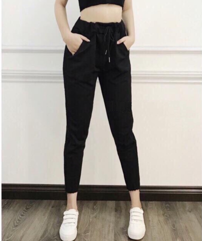 Quần jogger viền sọc kim tuyến kina