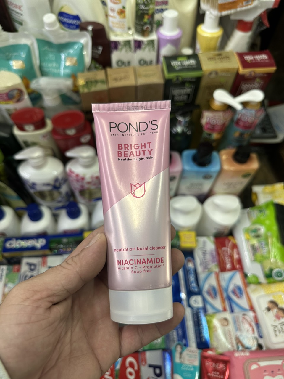 [HCM]Sữa Rửa Mặt Trắng Hồng Pond Bright Beauty