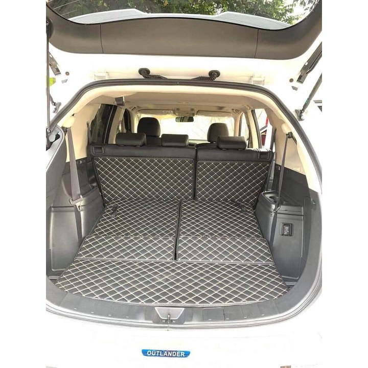 Thảm lót cốp + Ốp lưng 2,3 xe Mitsubishi Xpander