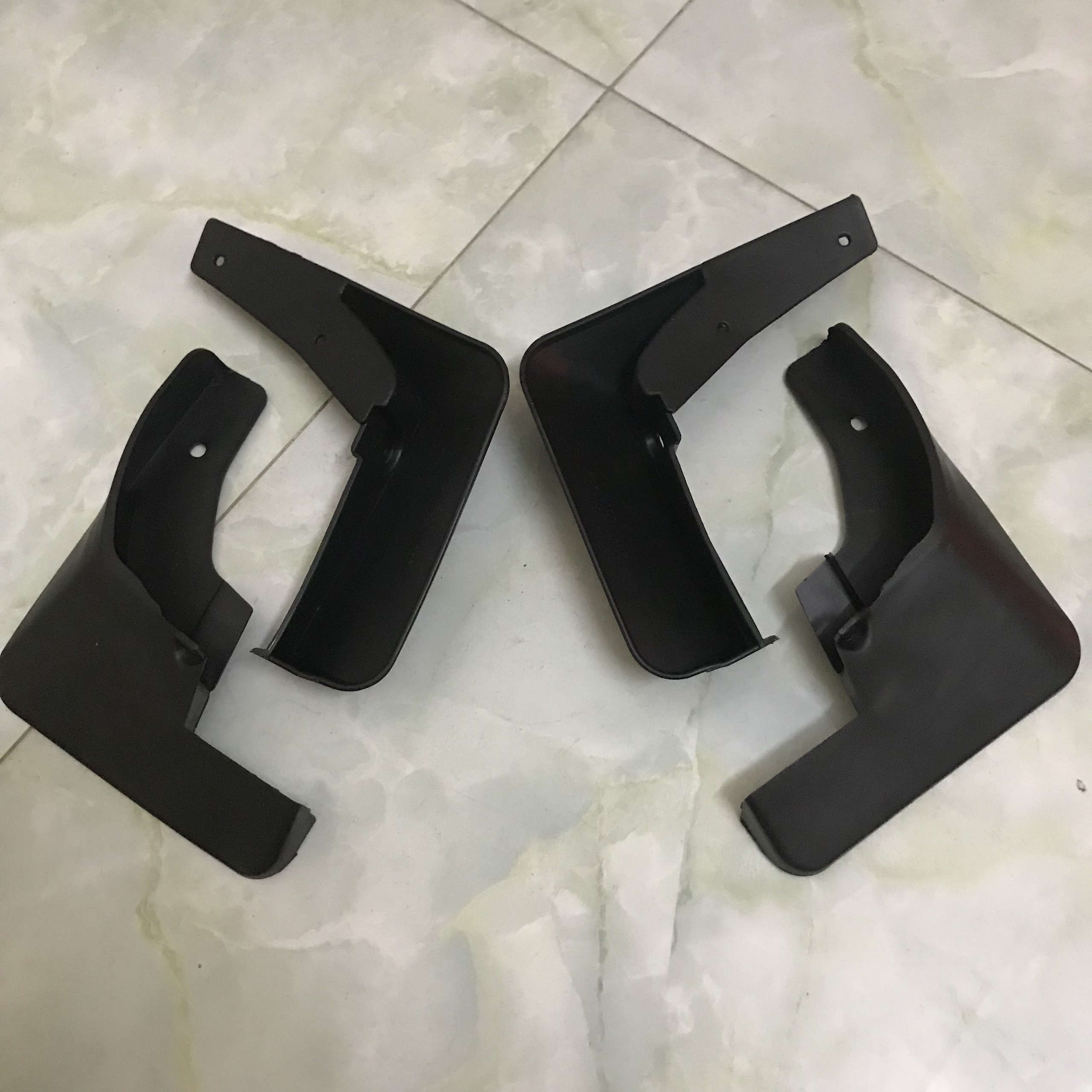 Chắn bùn toyota yaris 2014-2017