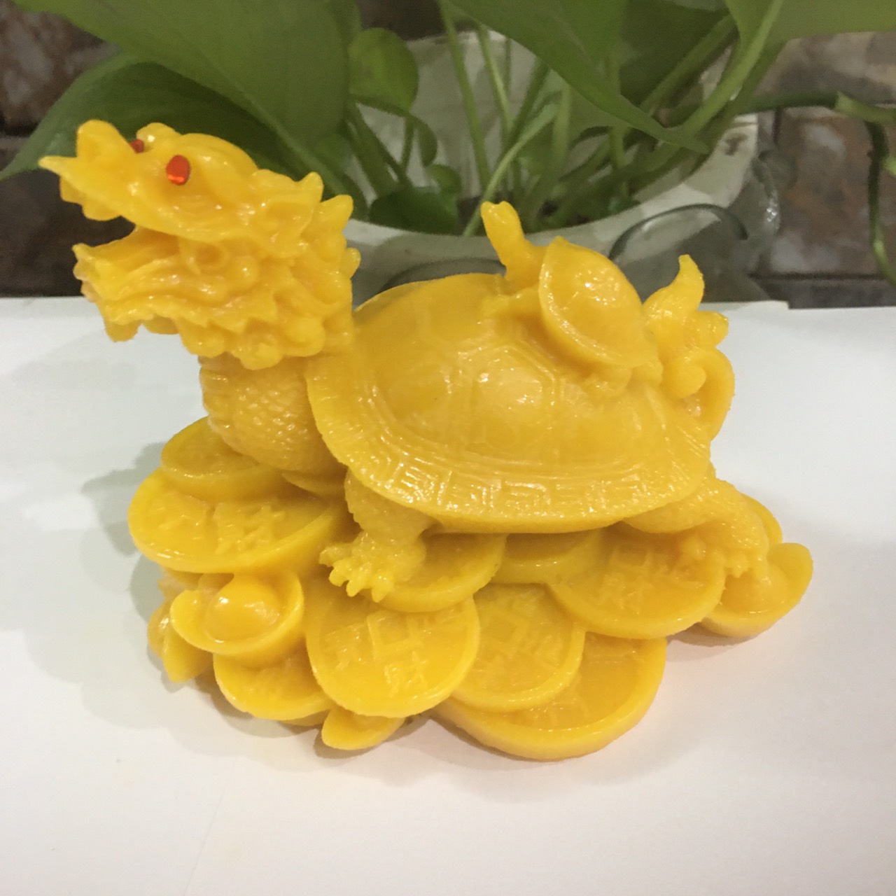 Tượng long quy cõng con màu Vàng chiêu tài lộc dài 12 cm