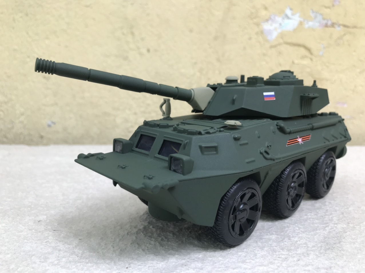 Mô hình xe Quân sự Bọc thép Nga PTR-04 1:36