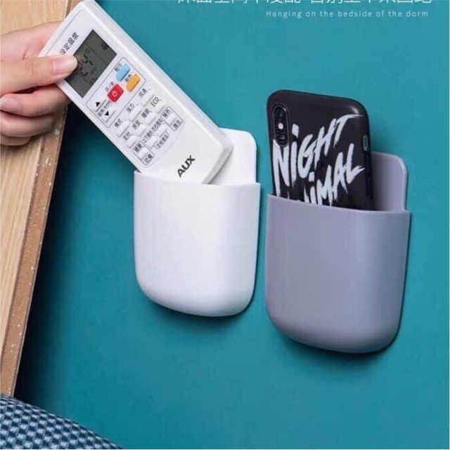 Ống đựng remote điều khiển tivi, điều hòa, để điện thoại khi sạc dán tường đa năng