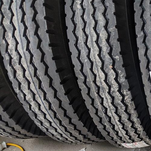 Vỏ lốp 650-15 c846 14pr chengshin, 650-15 gai dọc