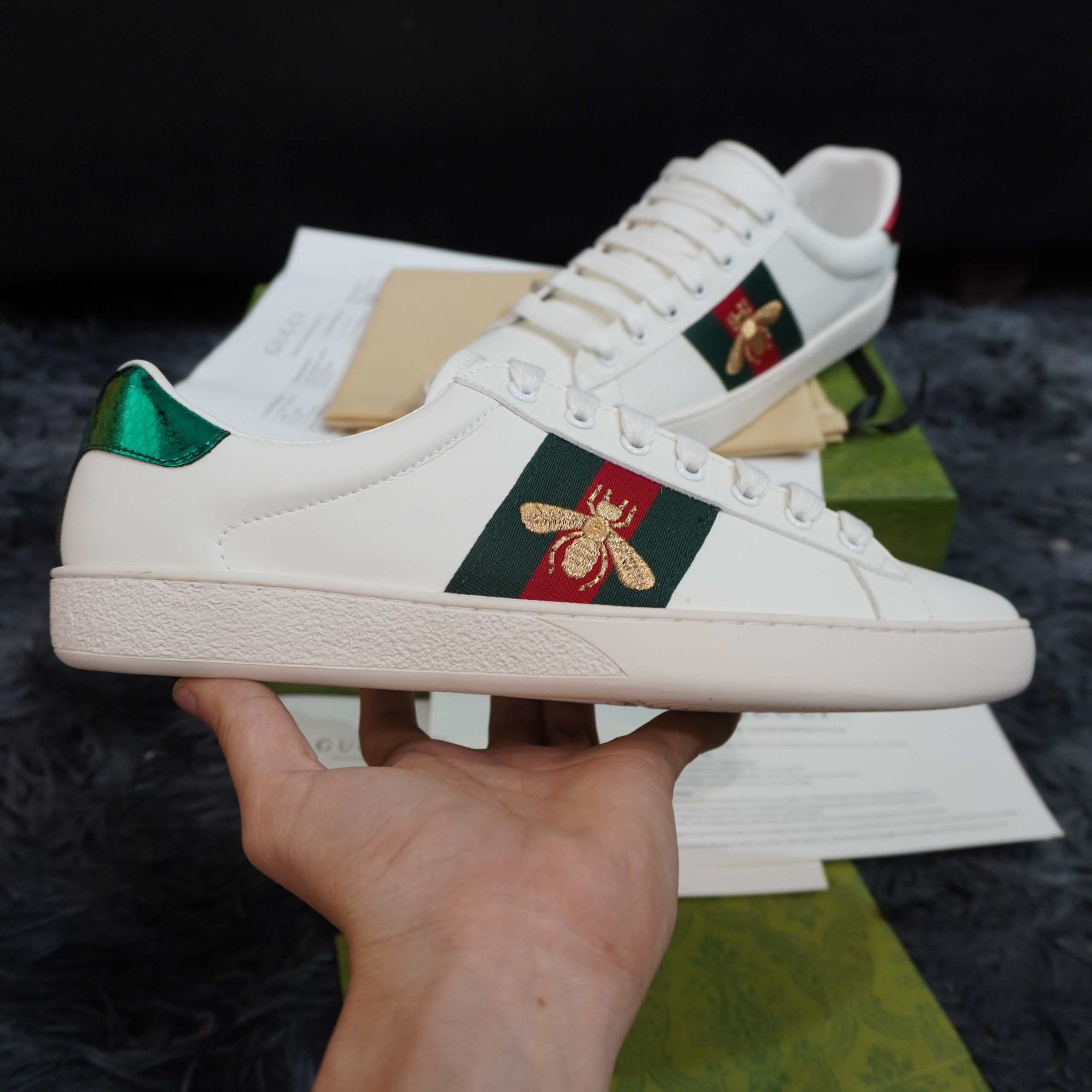 Giày Gucci Ace Embroidered Sneaker White Leather With Bee - Gucci Ace Ong  Hộp Xanh | Lazada.vn