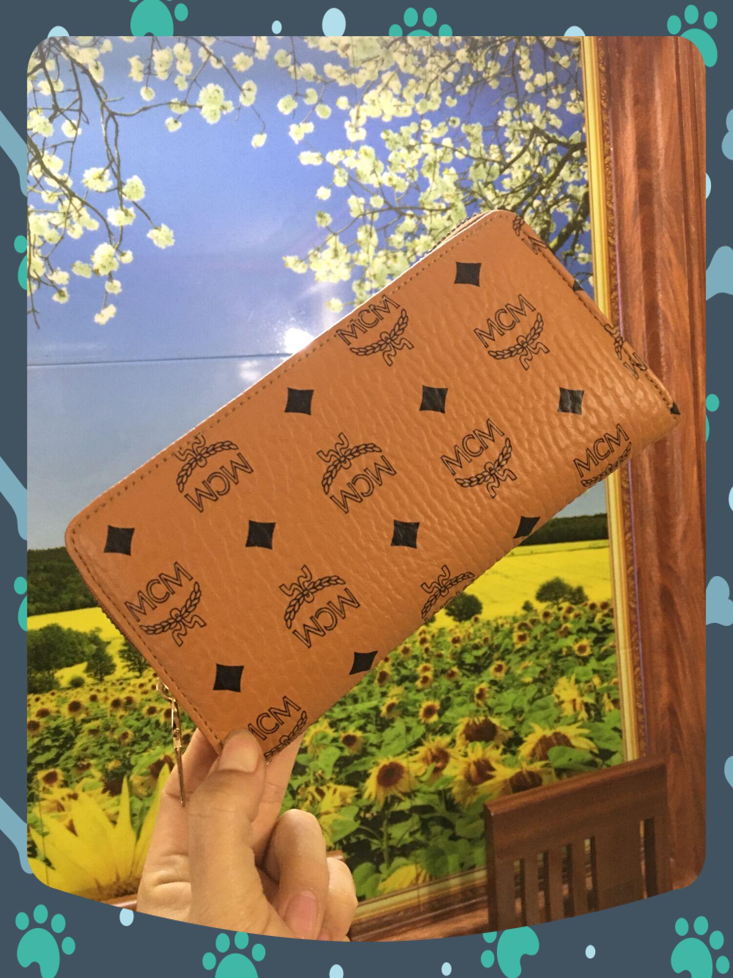 Ví nam cầm tay/ví nữ cầm tay M.C.M 3 ngăn to 6 ngăn nhỏ sang trọng TT-Shop