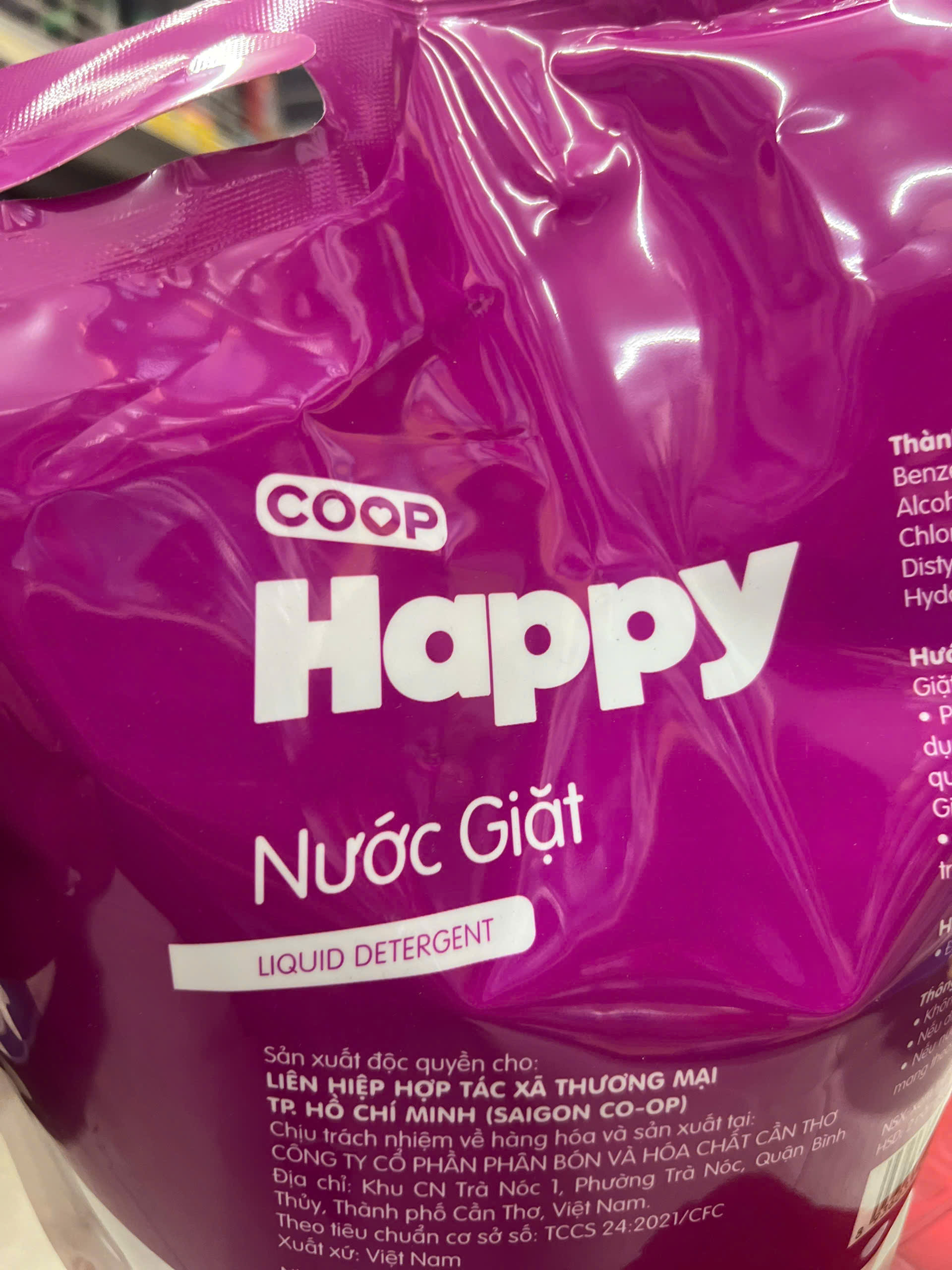 Nước giặt Coop Happy sạch thơm túi 3.8kg - sự tin tưởng của mọi gia đình