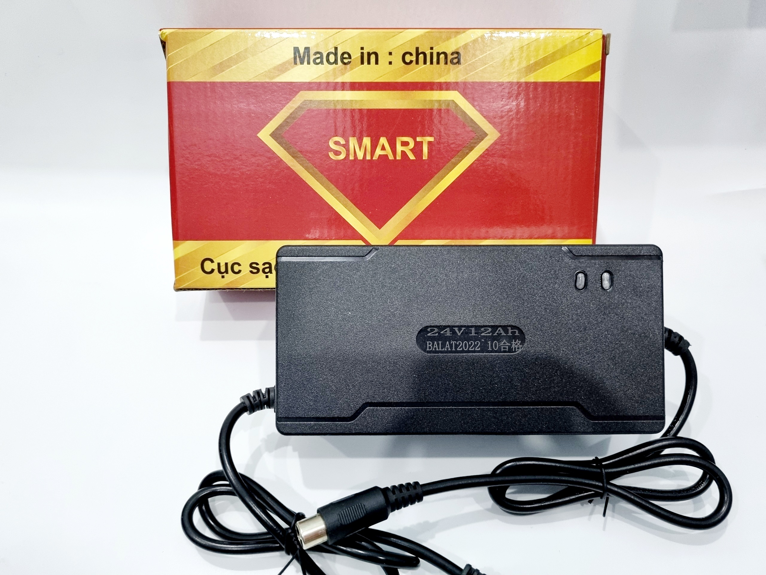 Cục Sạc 2 Bình Xe Điện- Xe Đạp Điện 24V-12AH XE ĐIỆN MINH THÁI