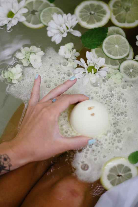 BATH BOMB VIÊN  THẢ BỒN TẮM thư giãn