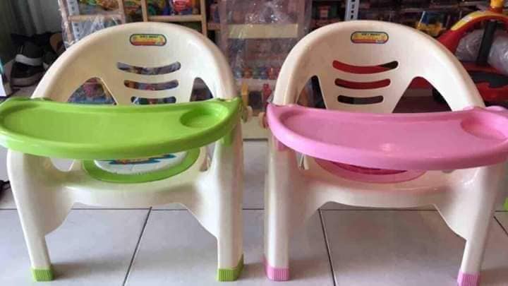 Ghế ăn dặm cho bé