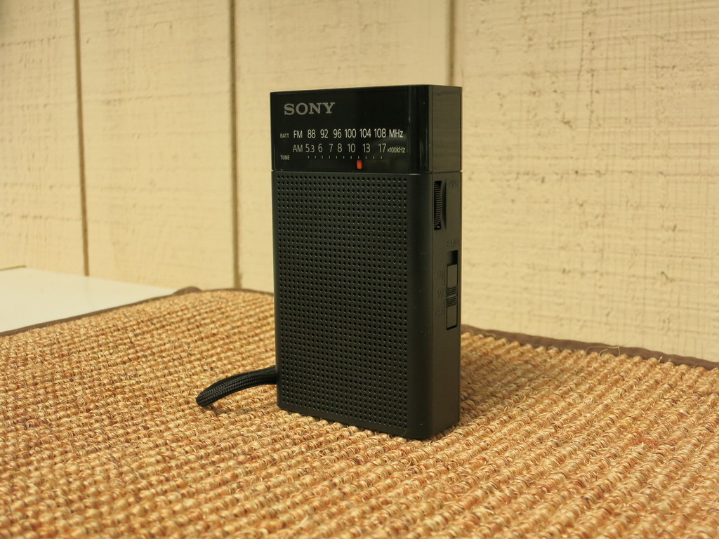 Radio sony icf-p26