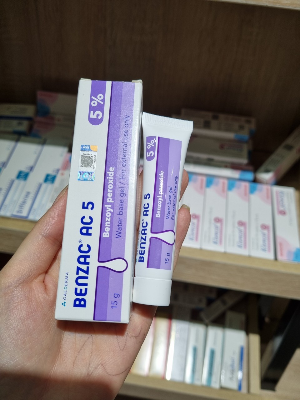 [15g] KEM GIẢM MỤN BENZAC AC 5% (BENZOYL PEROXIDE)