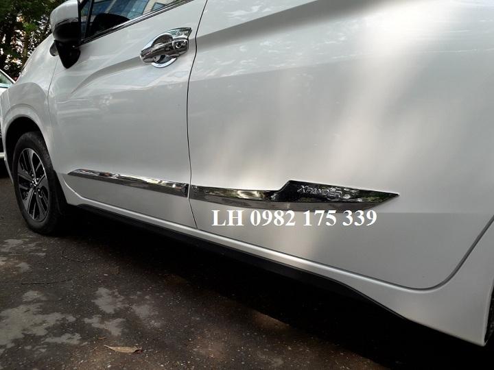 NẸP SƯỜN MẠ CROM THEO XE MITSUBISHI XPANDER 2018 - 2019-2020-2021-2022