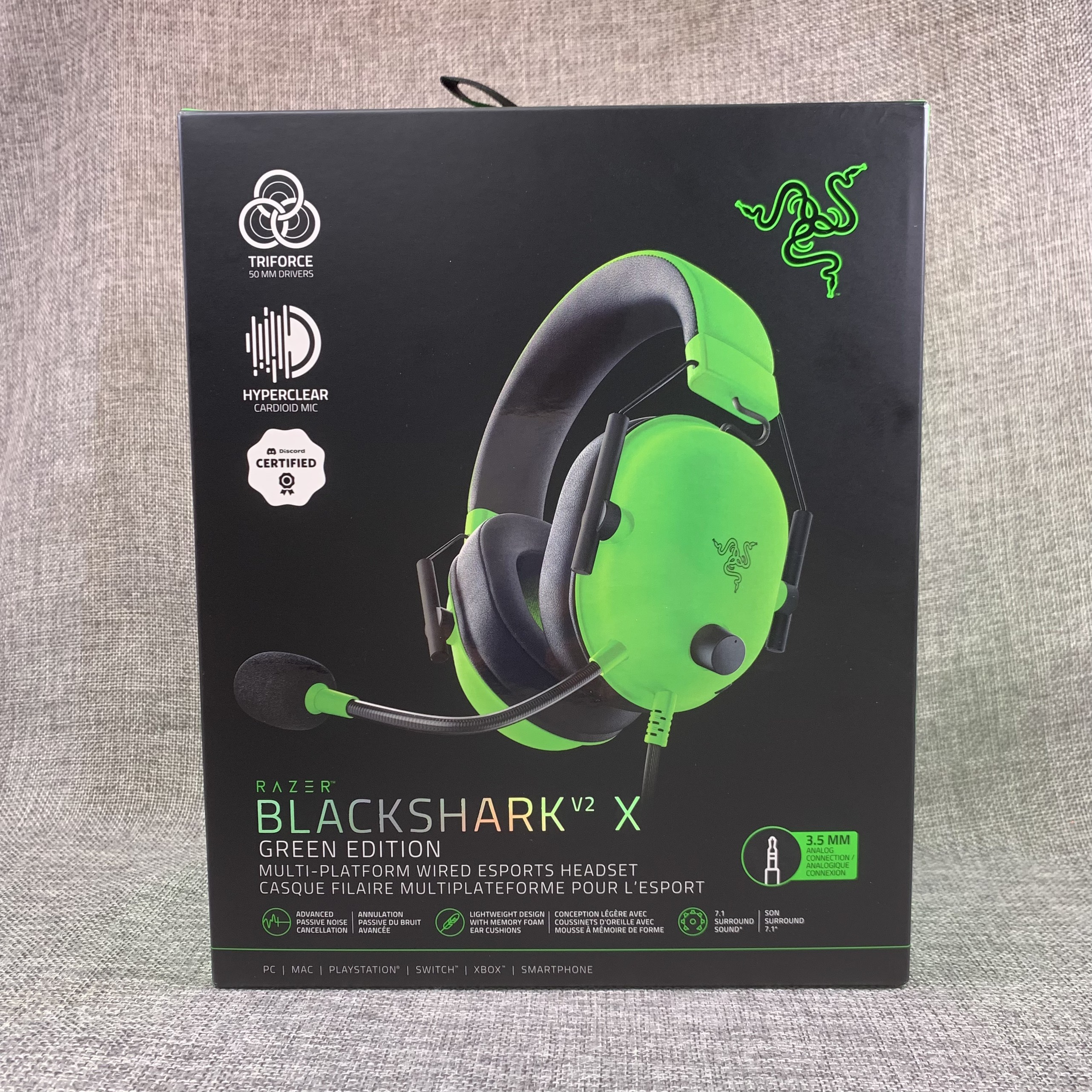 Tai nghe gaming chụp tai razer blackshaek v2 x