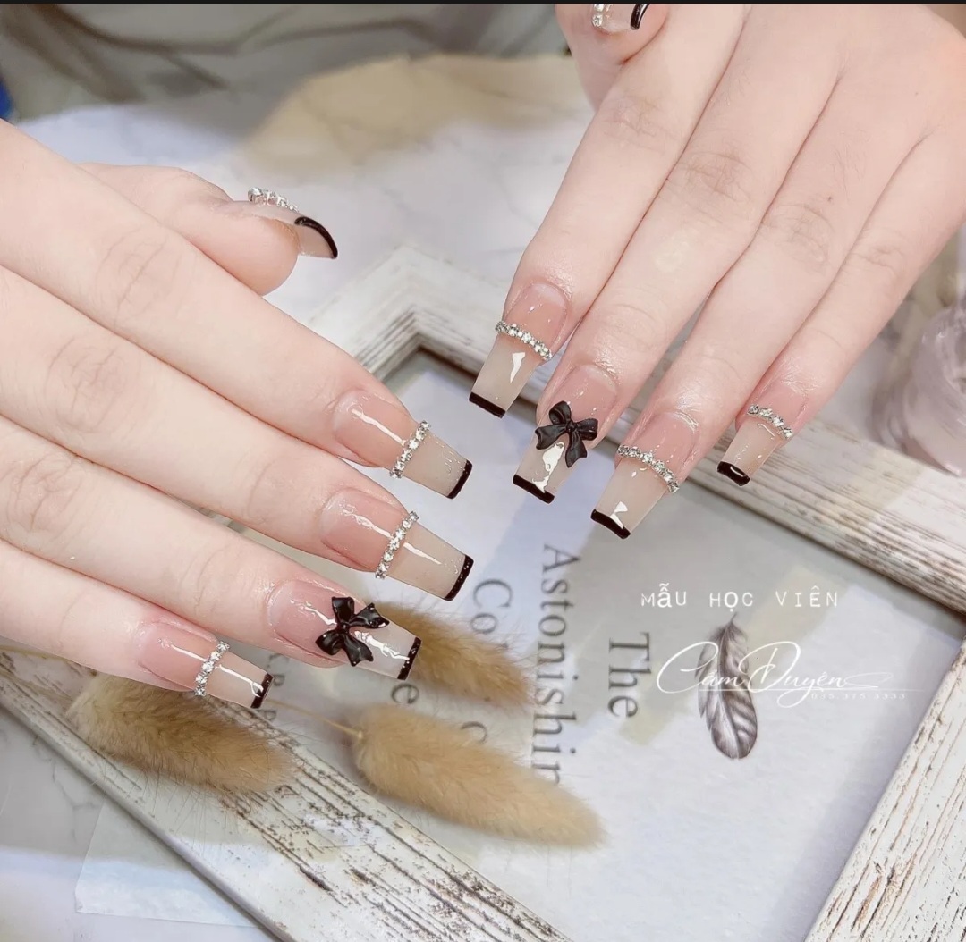 Nailbox thiết kế sang chảnh, nailbox cao cấp nailbox cô dâu