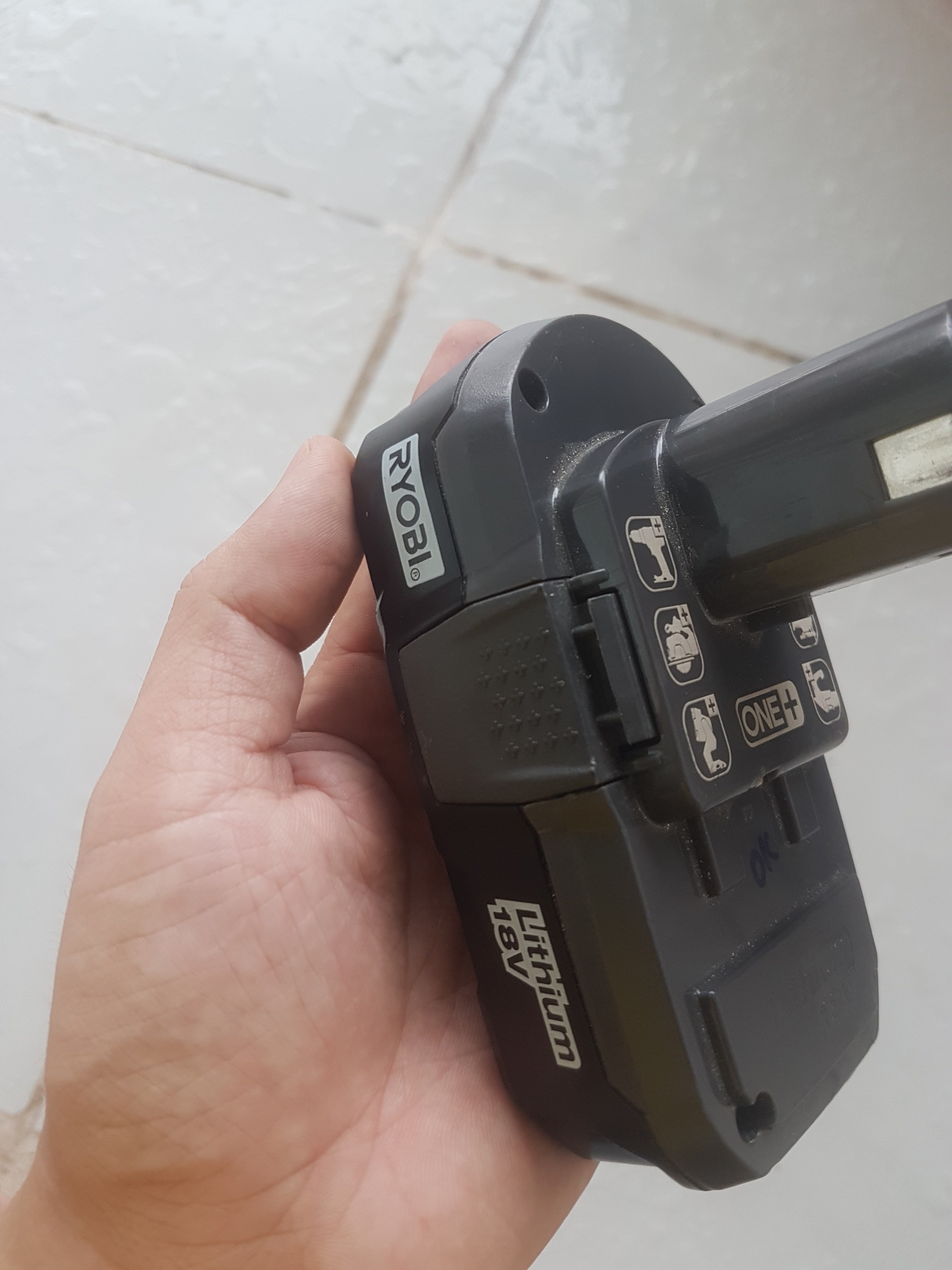 Vỏ mạch pin ryobi 18v hàng bãi, nguyên zin