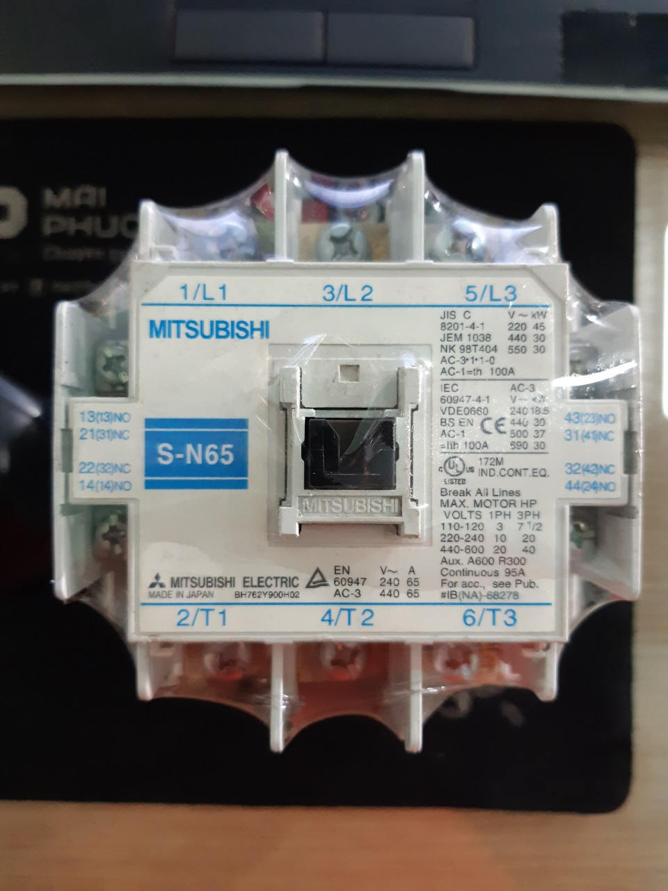 Khởi Động Từ Mitsubishi 65A