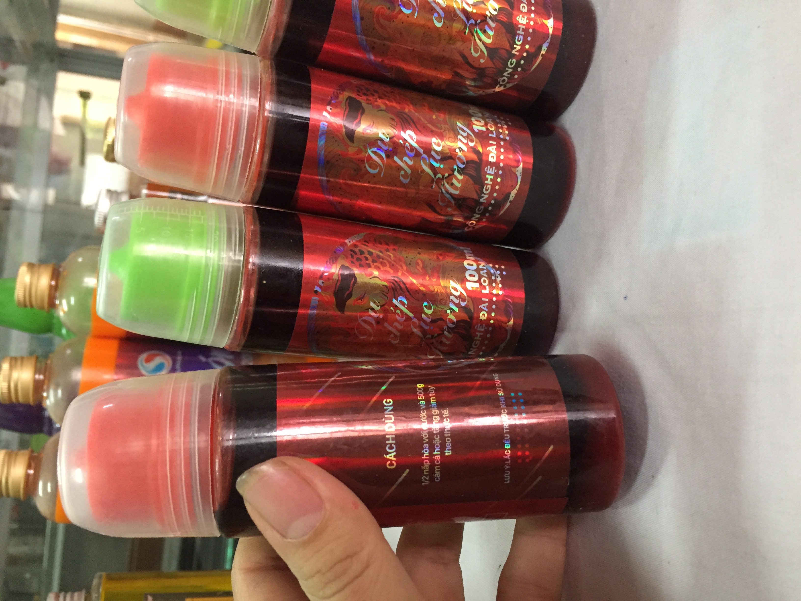 thính dụ chép lục hương của hãng mồi câu sapham chuyên dùng câu cá chép rất hiệu quả và nhạy bén.