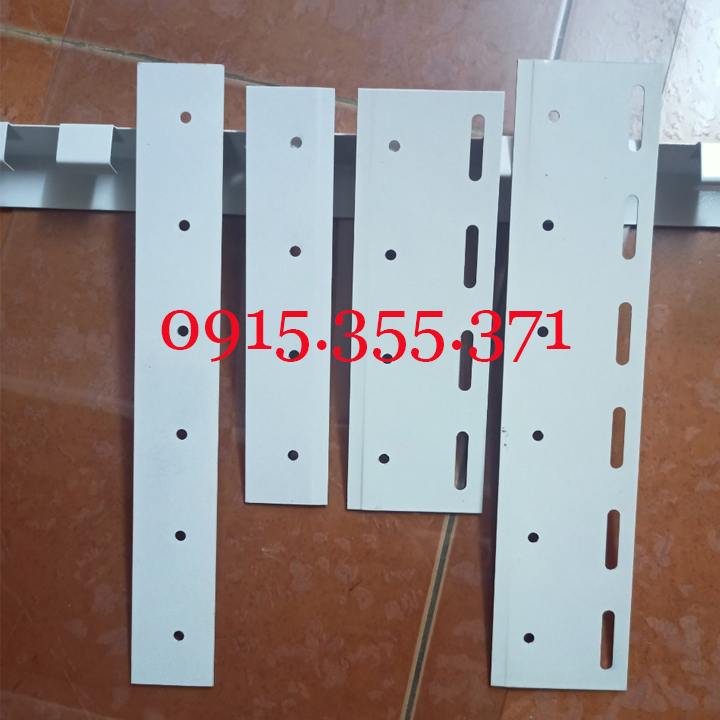 [HCM]Bát treo rèm nhựa PVC bảng rộng 20cm và 30cm
