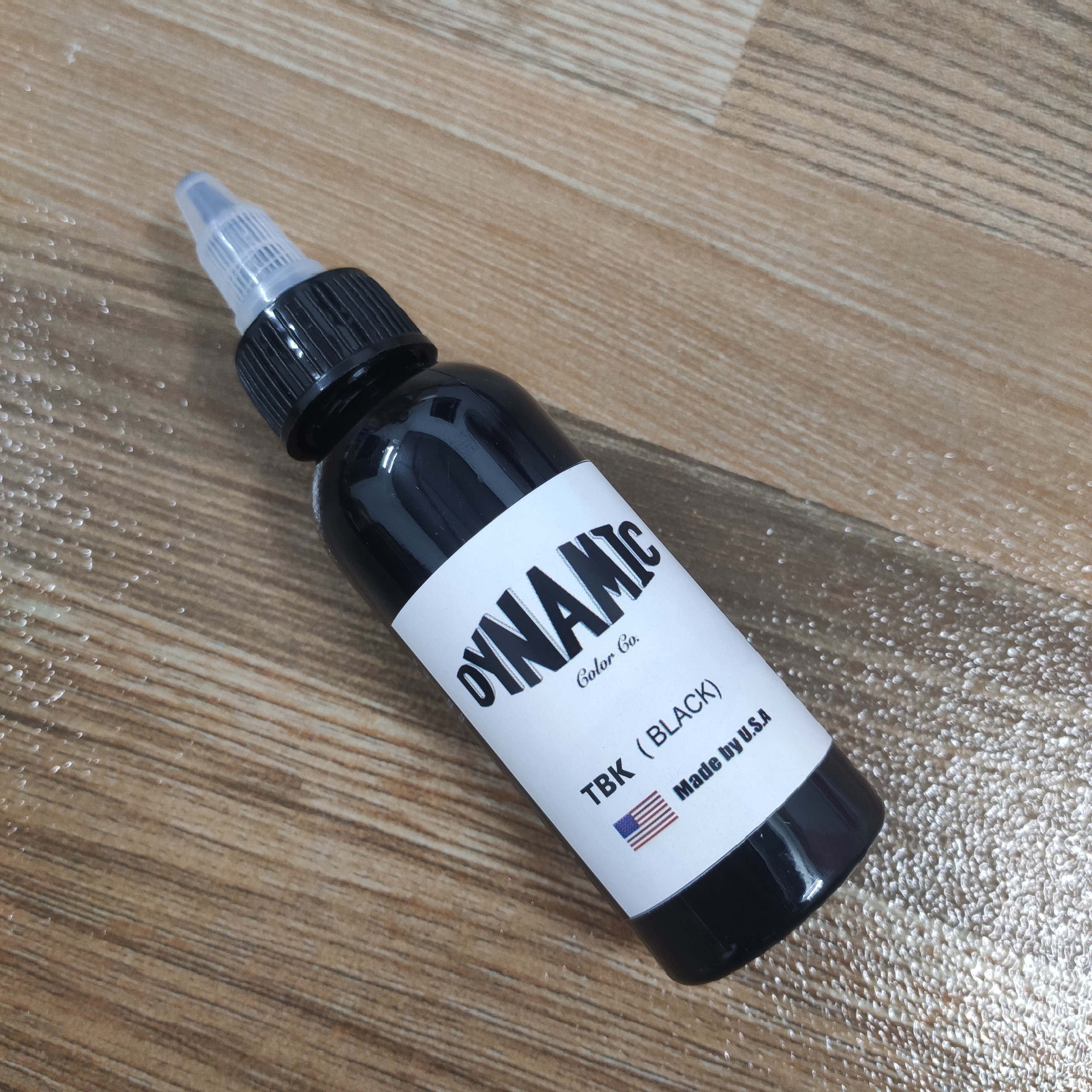Mực xăm đen Dynamic TBK 60ml Triple Black chai chiết