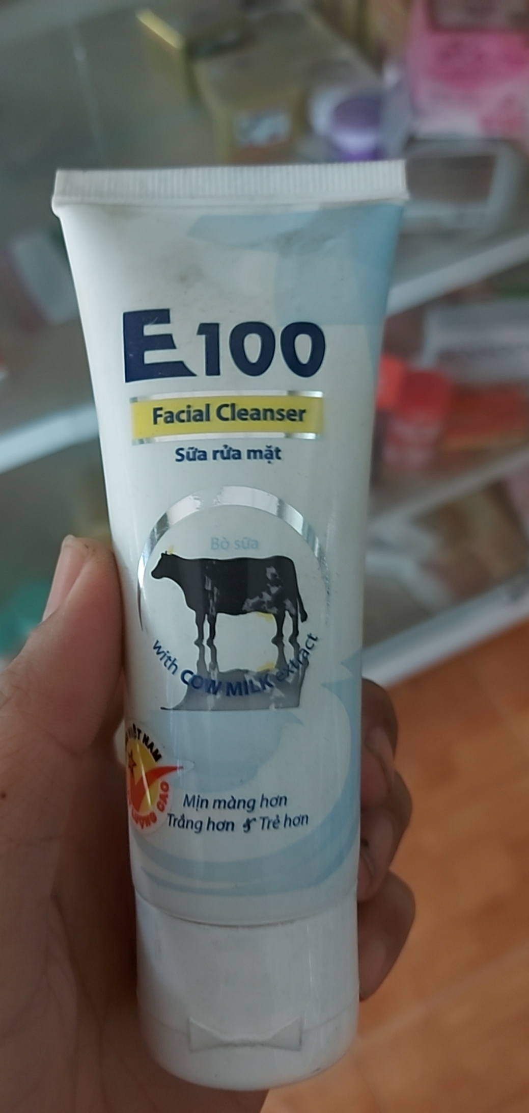 Sữa rửa mặt e100 trắng mịn - 80ml/ 1tuýp - sữa rửa mặt e100 trắng mịn - 80ml