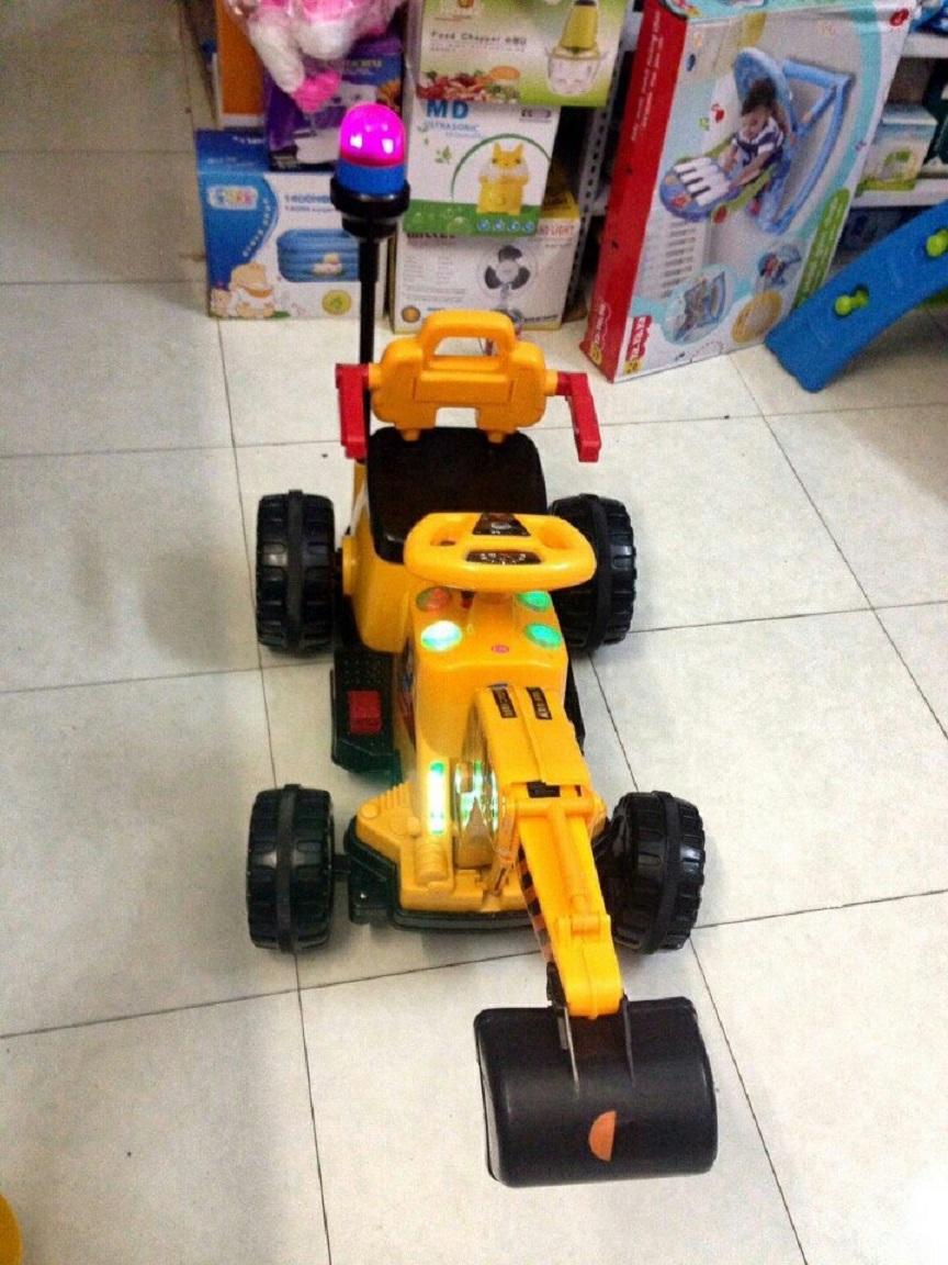 XE CẨU ĐIỆN KIỂU DÁNG XE CẢNH SÁT CHO BÉ YÊU