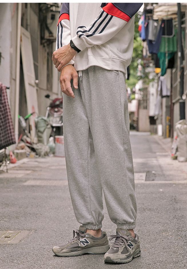 Quần nỉ ống bo cá tính i'm basic màu xám nhạt quần jogger unisex nỉ dài qnb01