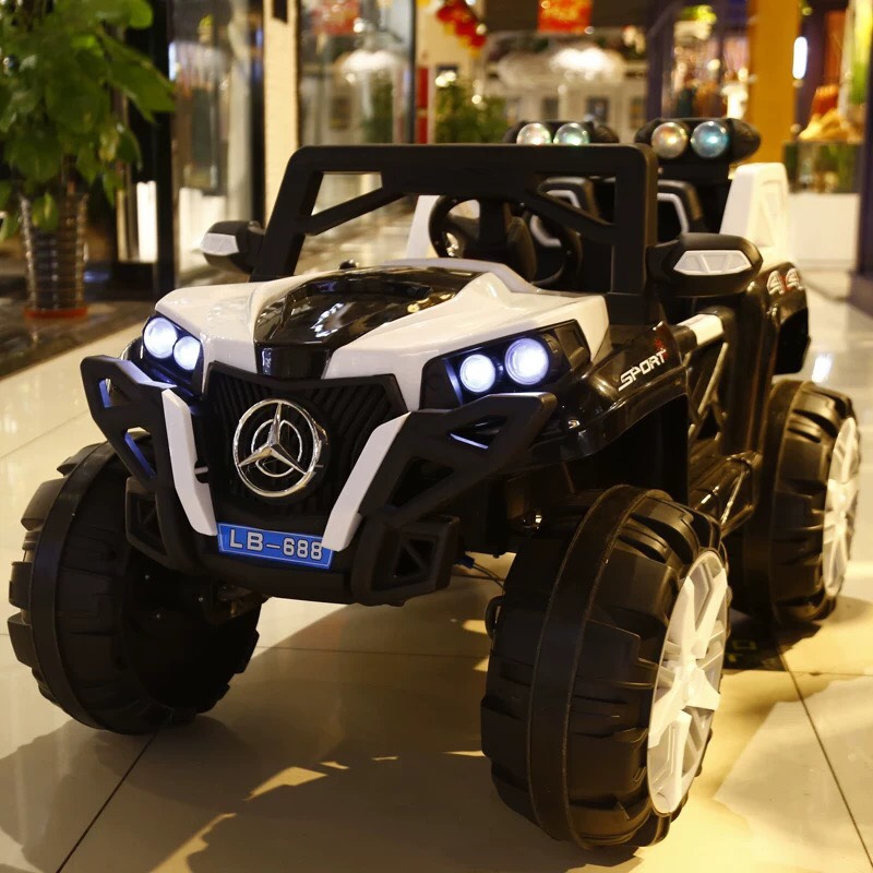 Ô tô điện địa hình MERCEDES LB688 2 chỗ 4 động cơ tải trọng 60KG (Đỏ-Vàng-Trắng)