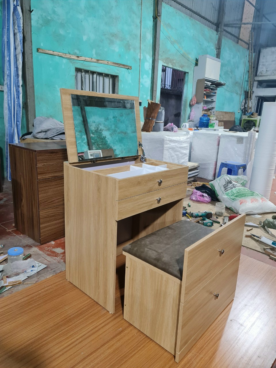 Bàn phấn thông minh