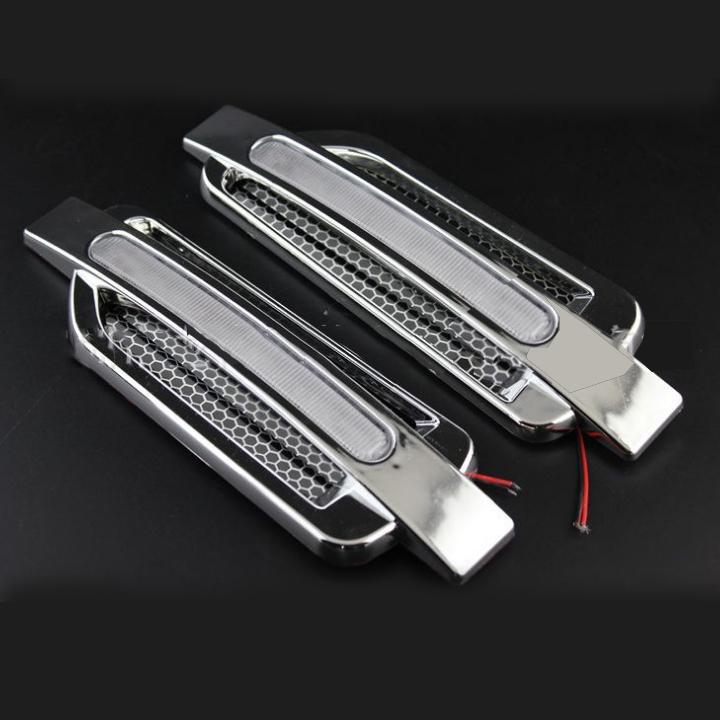 [HCM]Bộ 2 mang cá dán sườn xe ô tô có đèn led MC027