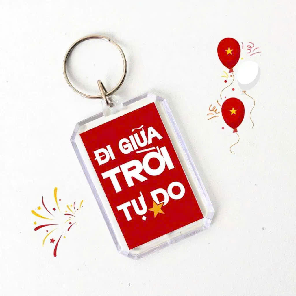 Keychains with Cute, Meaningful Printed Letters