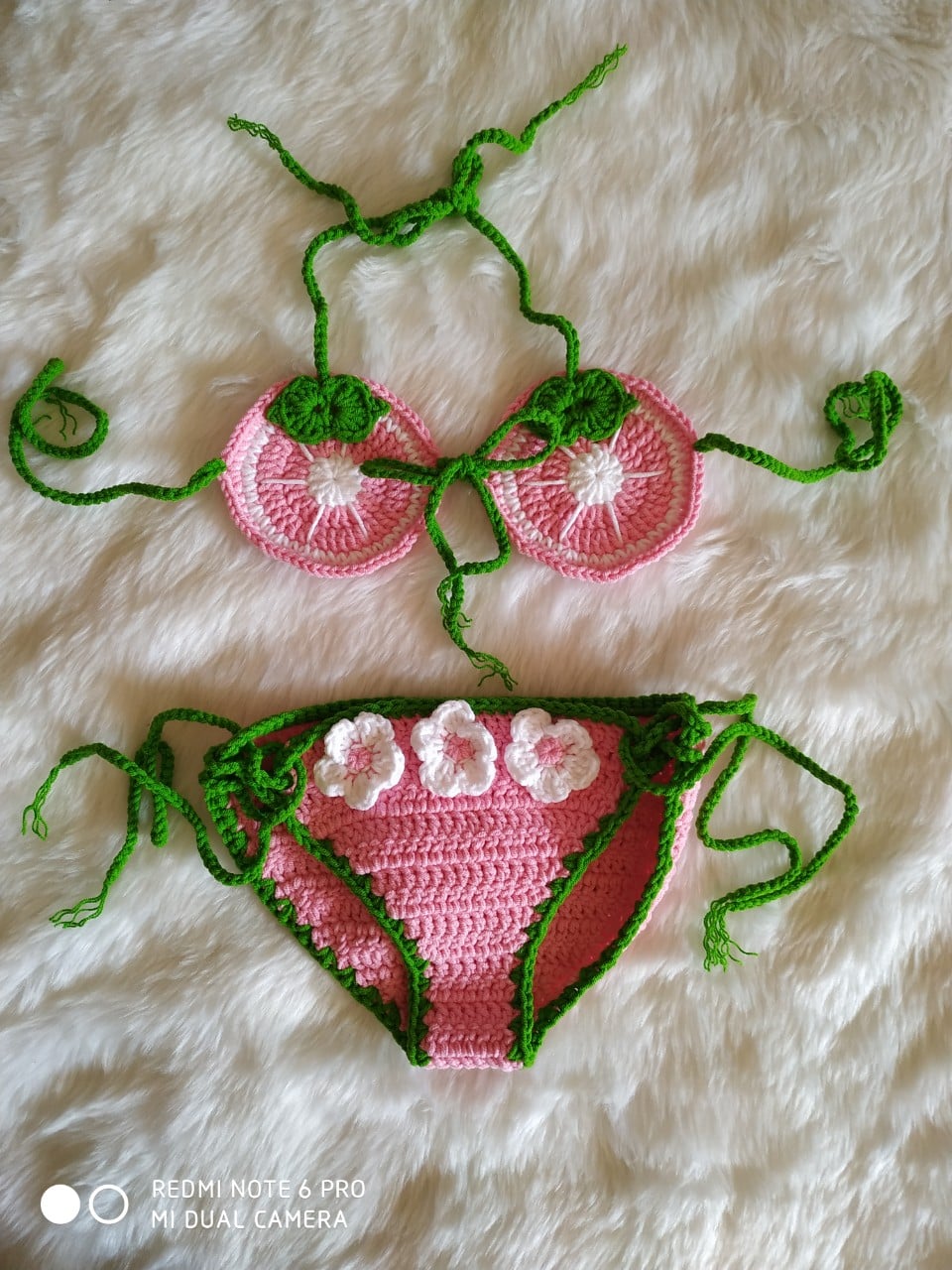 Set bikini len cho bé