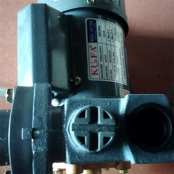 Máy bơm nước gia đình, máy bơm nước đẩy cao, máy bơm nước giá rẻ, máy bơm nước kufa 150 W
