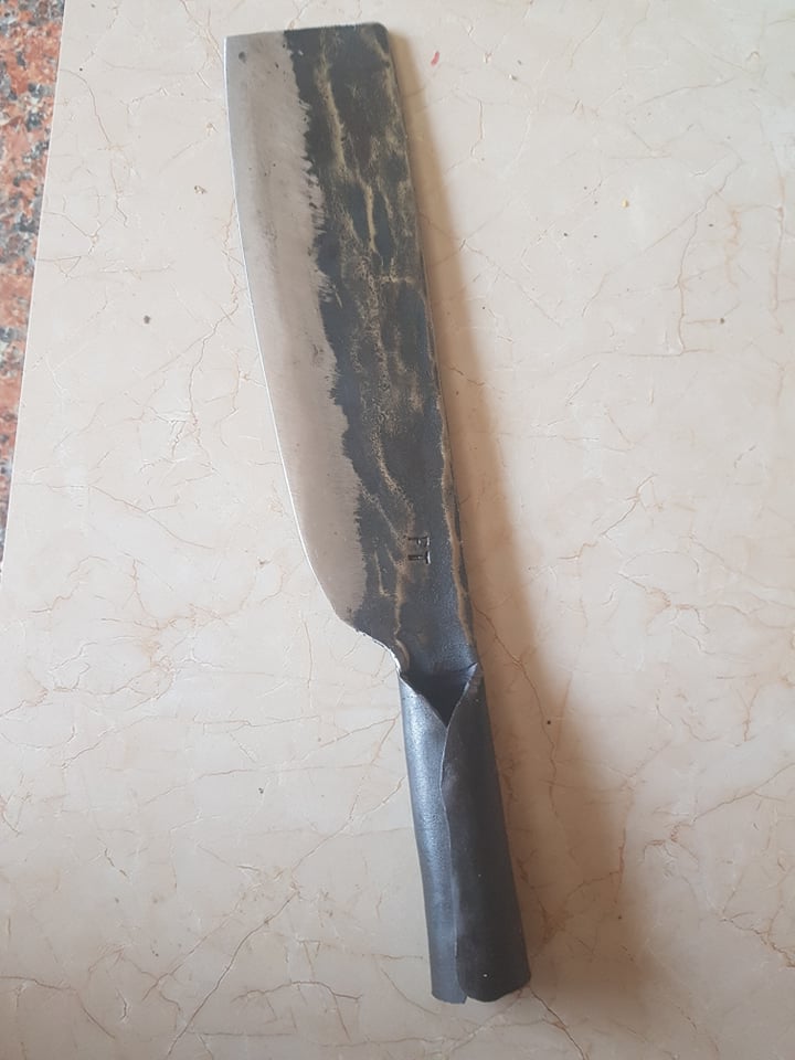 Dao phay cao cấp rèn thủ công từ thép nhíp ôtô (Đen). 100%